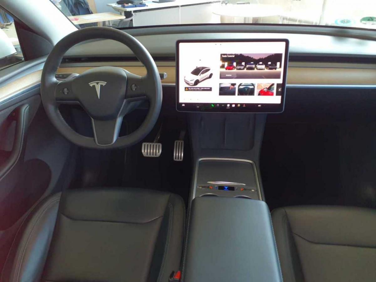 tesla-model-y-2022-eletrico-0cc