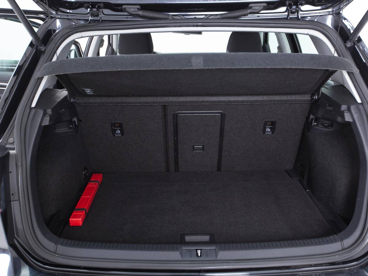 volkswagen-golf-2015-diesel-1968cc