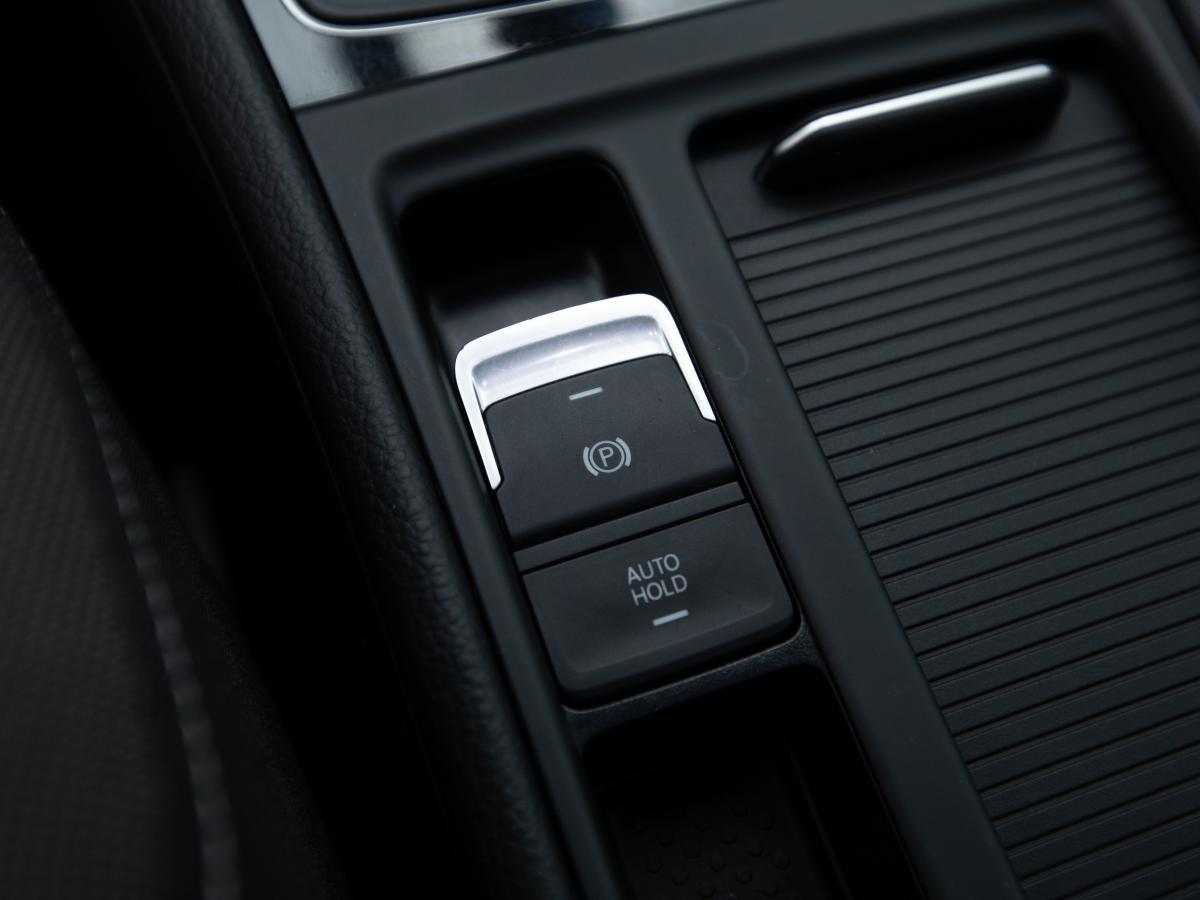 volkswagen-golf-2015-diesel-1968cc