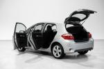 toyota-auris-2011-hibrido-a-gasolina-1798cc