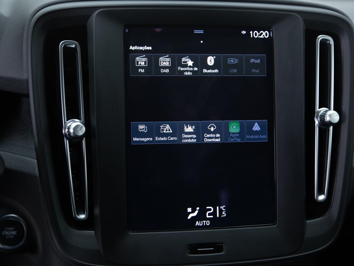 volvo-xc40-2023-hibrido-a-gasolina-1477cc