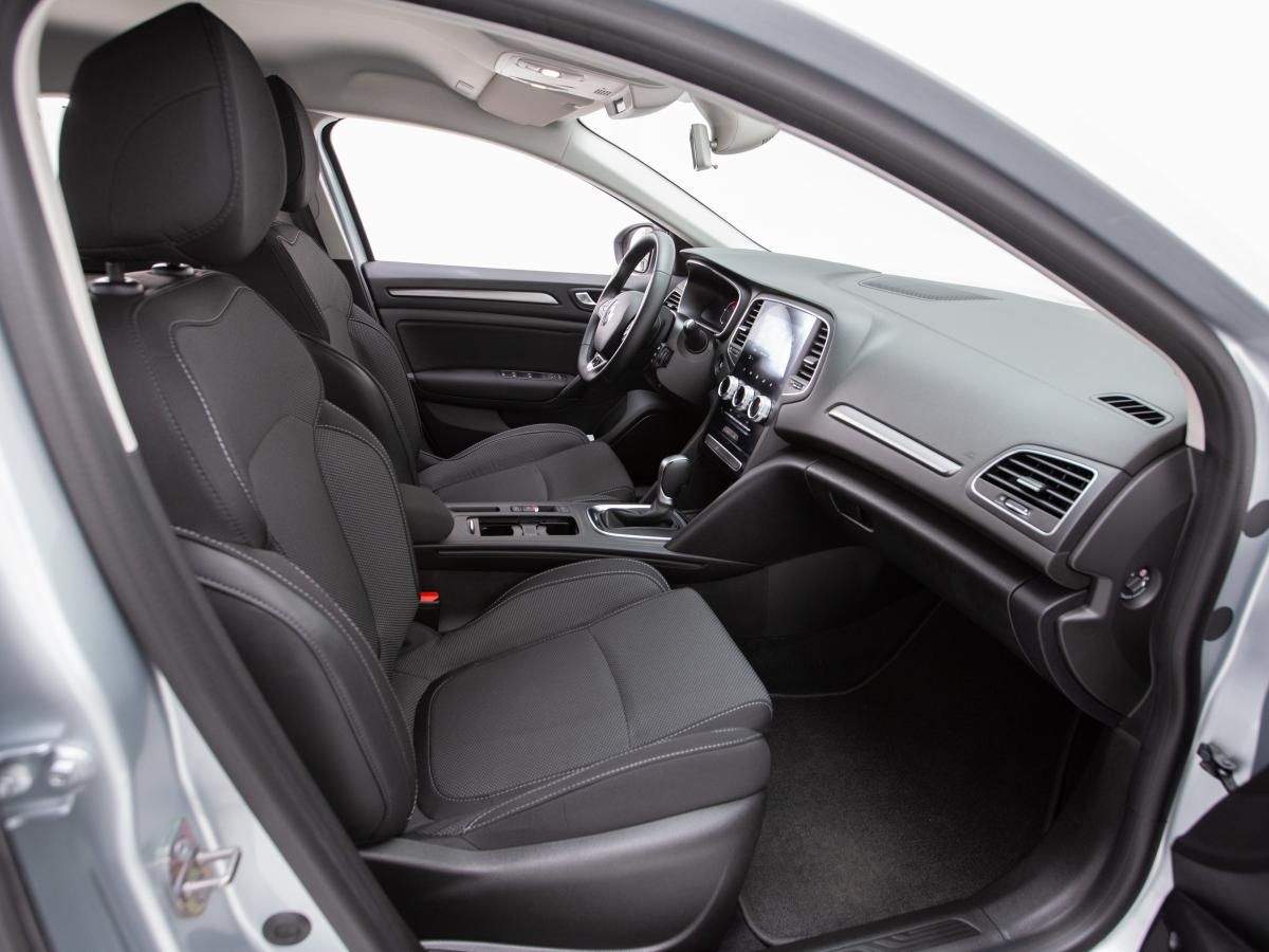 renault-megane-sport-tourer-2024-diesel-1461cc