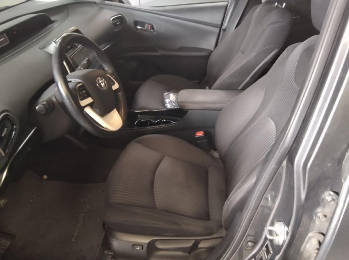 toyota-prius-2017-hibrido-a-gasolina-1798cc