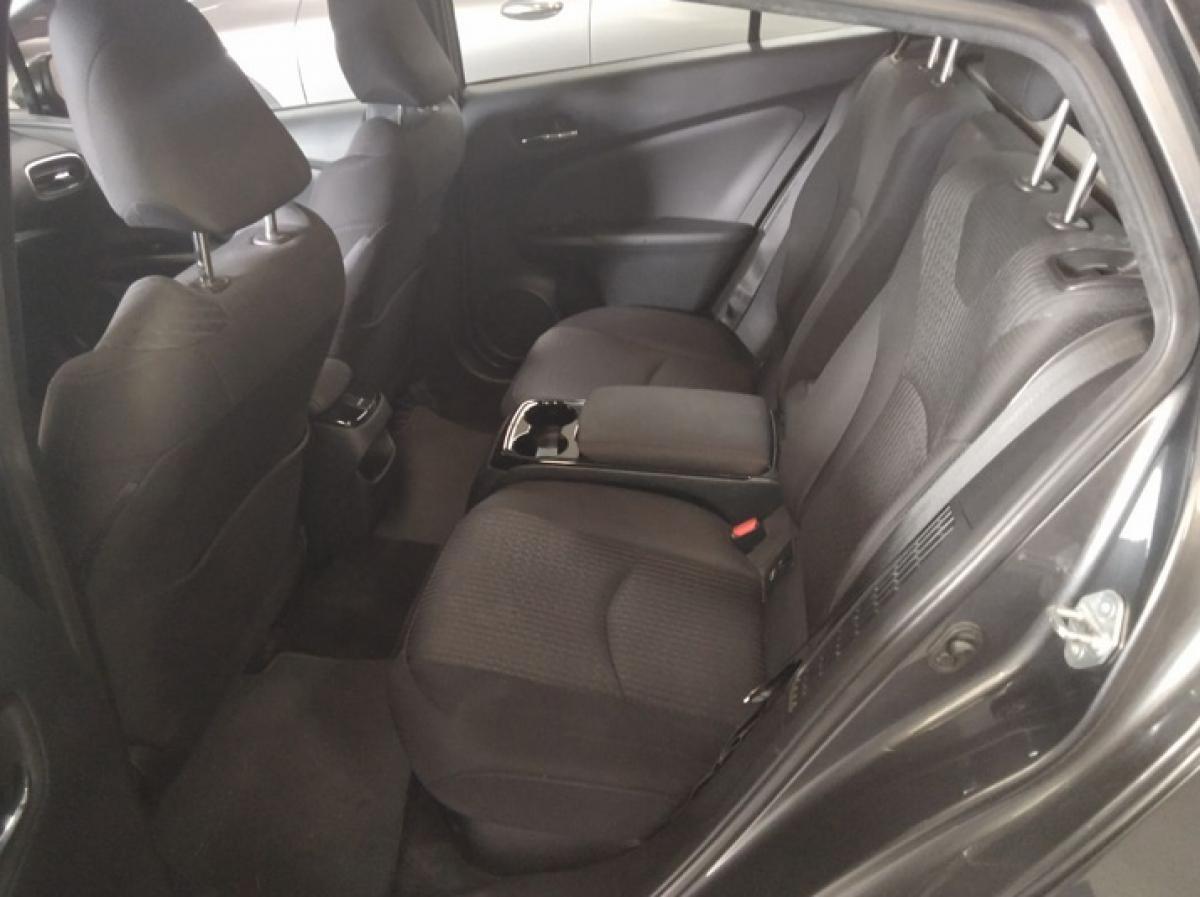 toyota-prius-2017-hibrido-a-gasolina-1798cc
