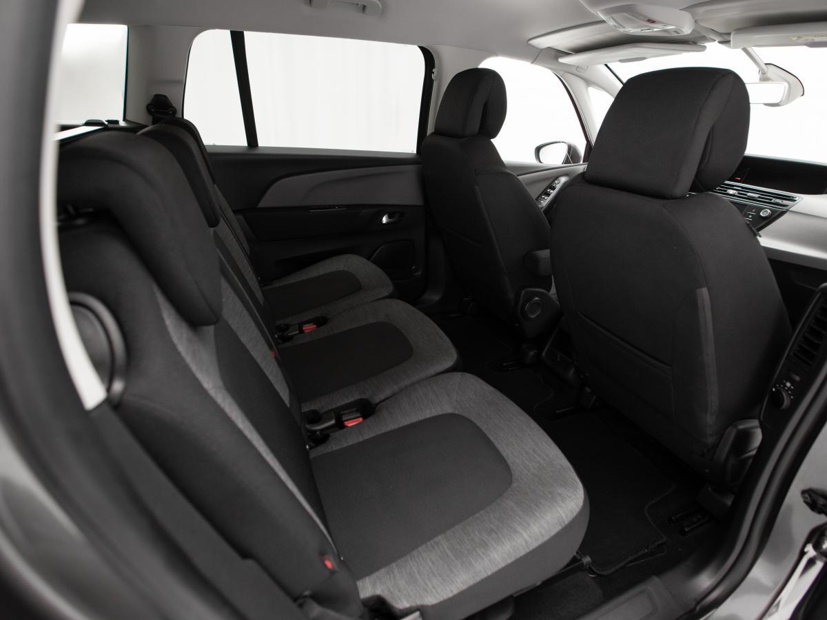 citroen-spacetourer-2021-diesel-1499cc