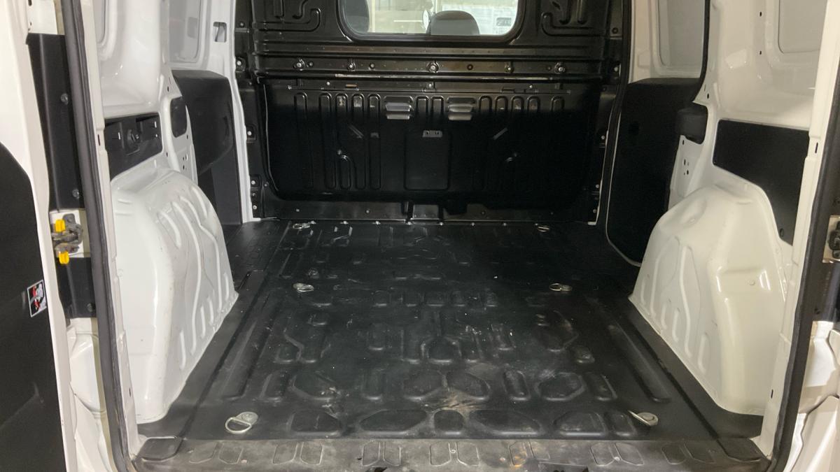 fiat-doblo-2023-diesel-1598cc