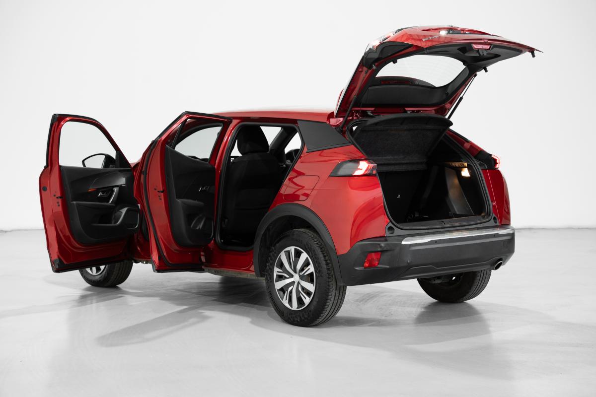 peugeot-2008-2023-diesel-1499cc