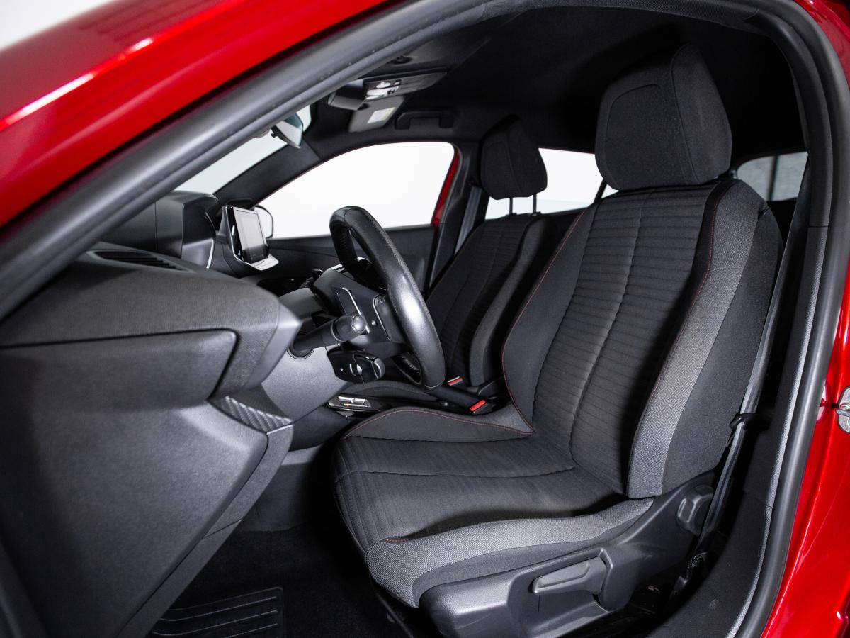 peugeot-2008-2023-diesel-1499cc