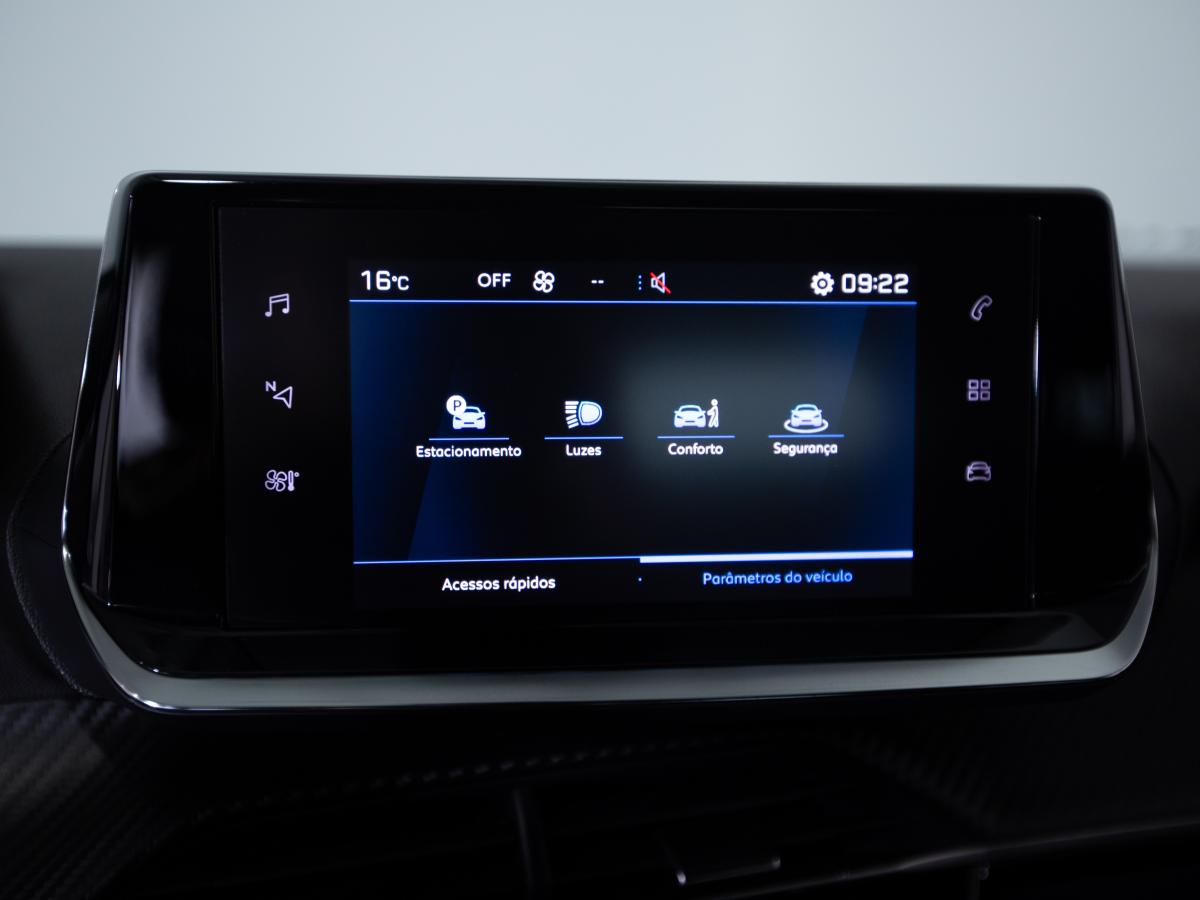peugeot-2008-2023-diesel-1499cc