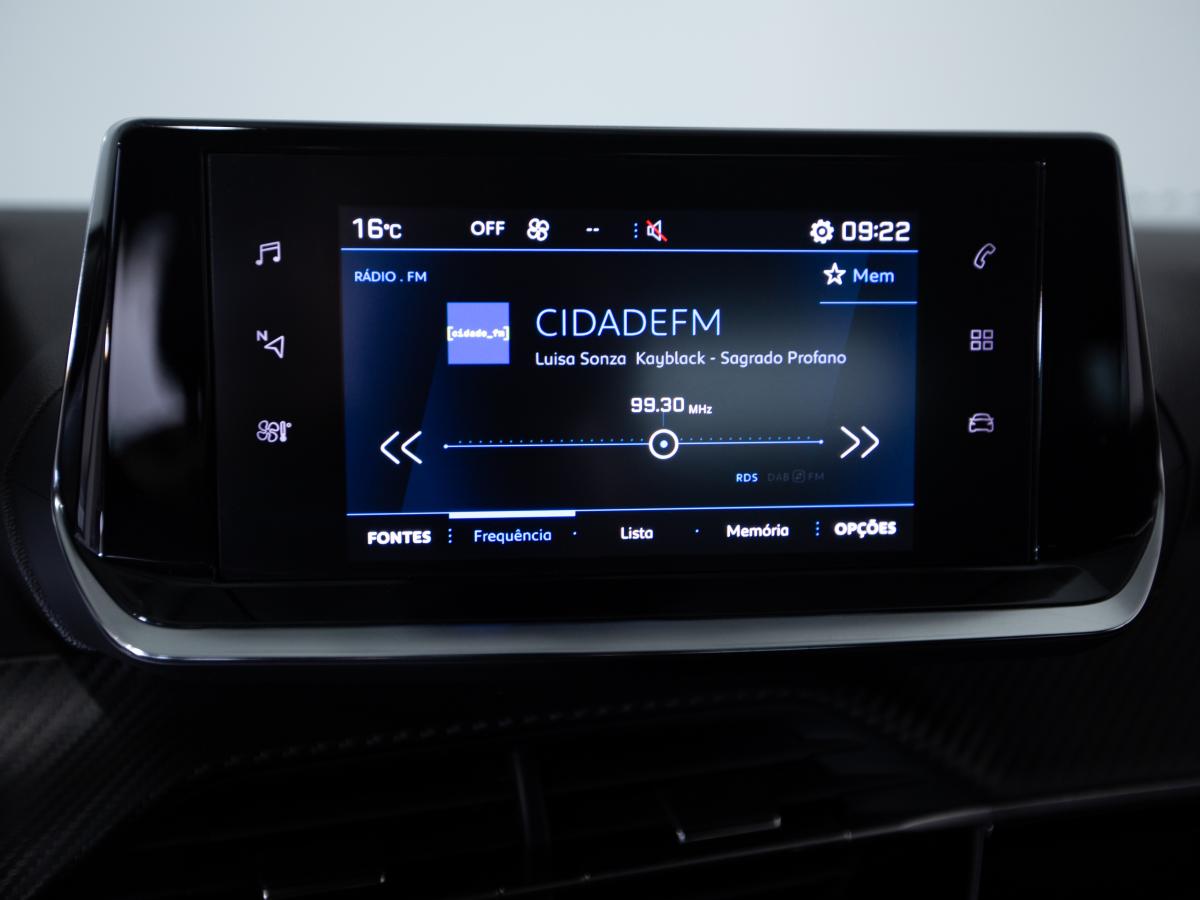 peugeot-2008-2023-diesel-1499cc