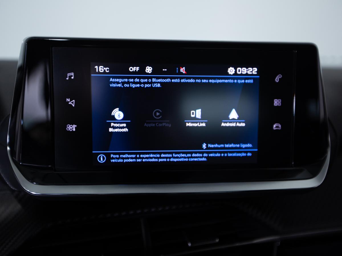 peugeot-2008-2023-diesel-1499cc