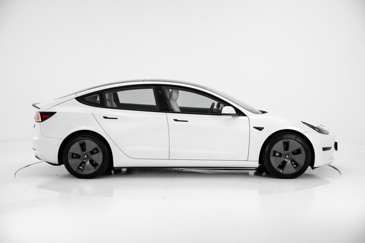 tesla-model-3-2021-eletrico-0cc