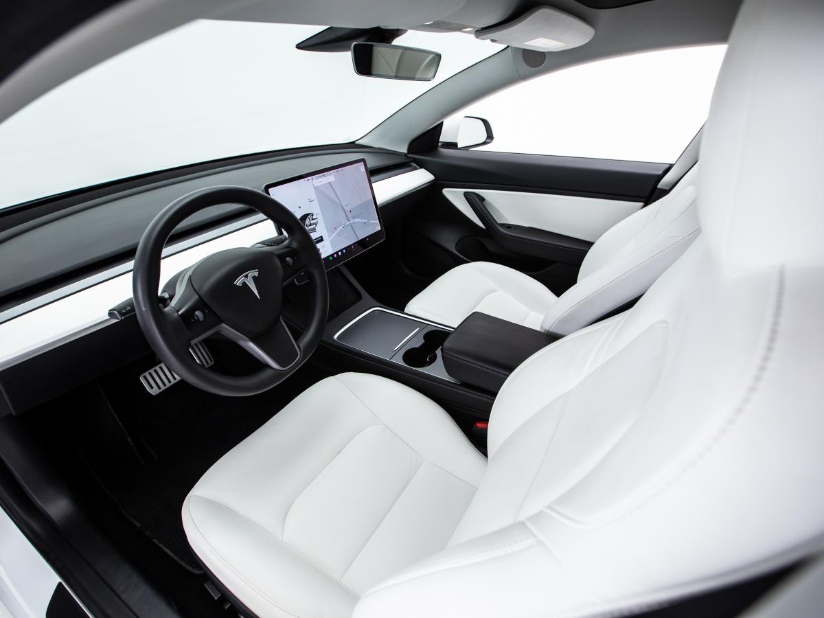 tesla-model-3-2021-eletrico-0cc
