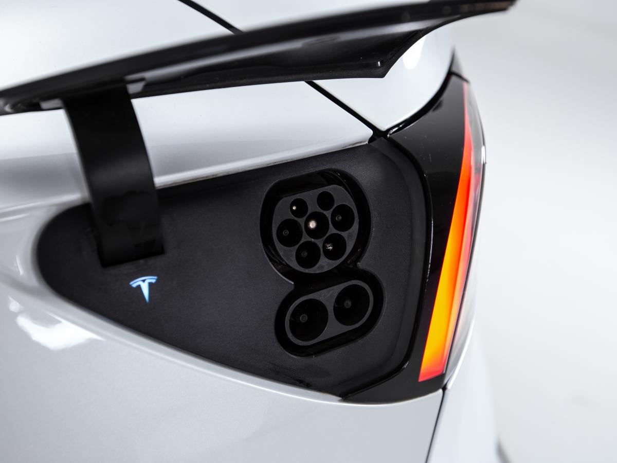 tesla-model-3-2021-eletrico-0cc