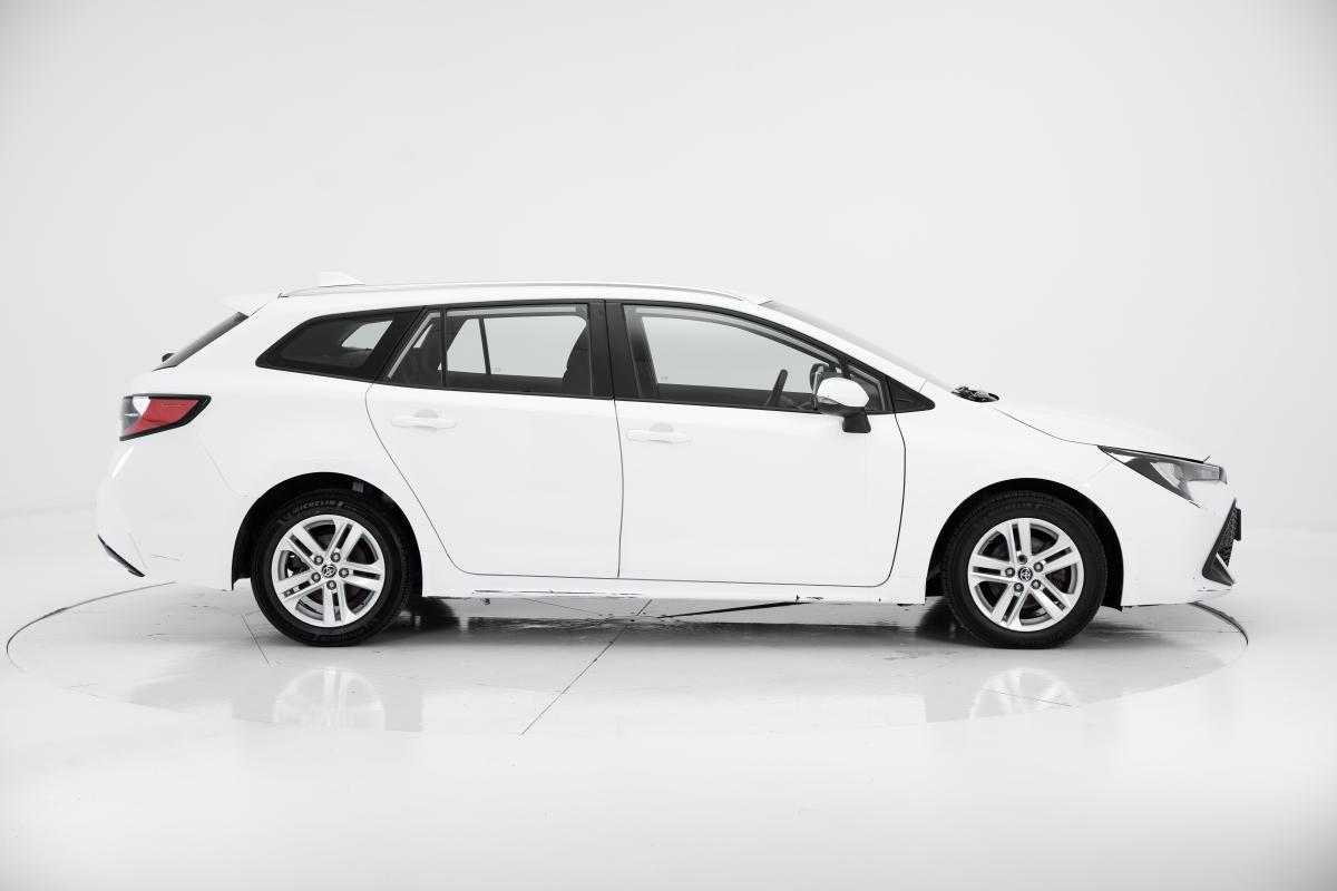 toyota-corolla-sw-2022-hibrido-a-gasolina-1798cc
