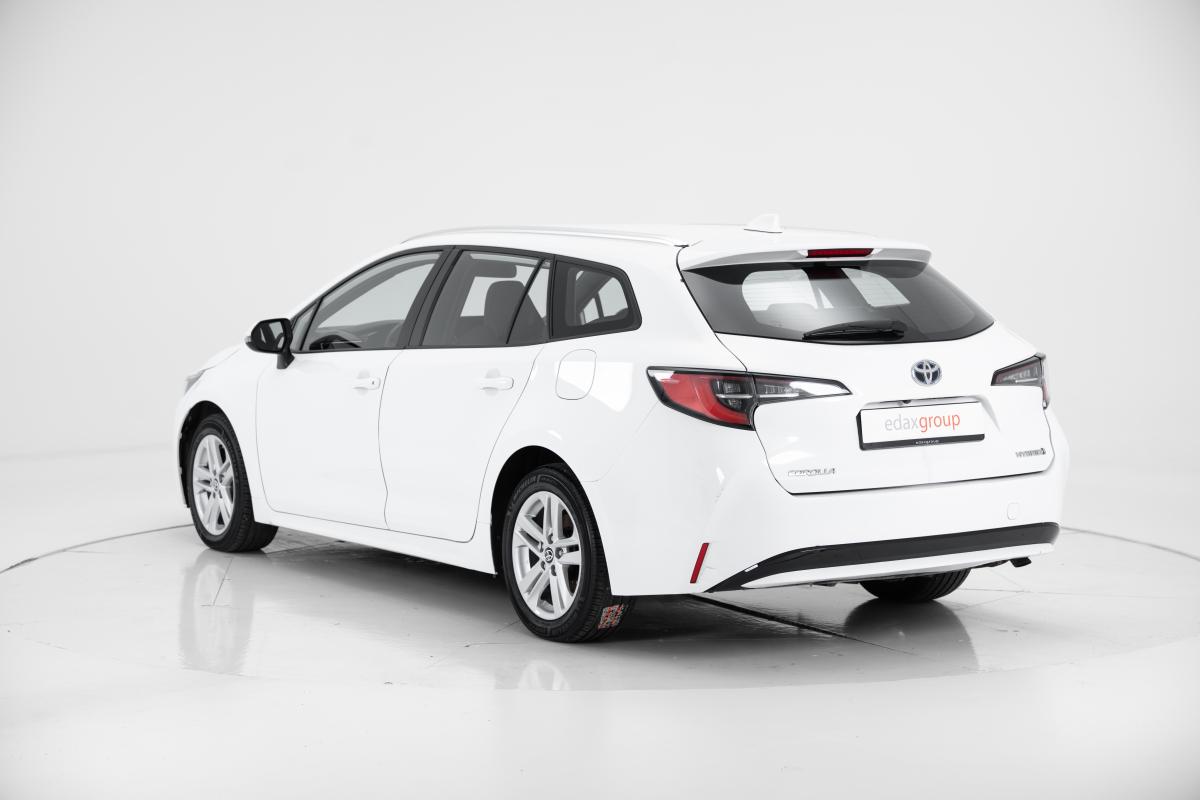 toyota-corolla-sw-2022-hibrido-a-gasolina-1798cc