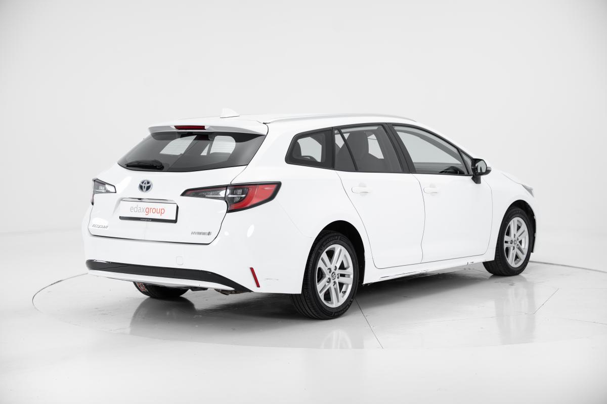 toyota-corolla-sw-2022-hibrido-a-gasolina-1798cc