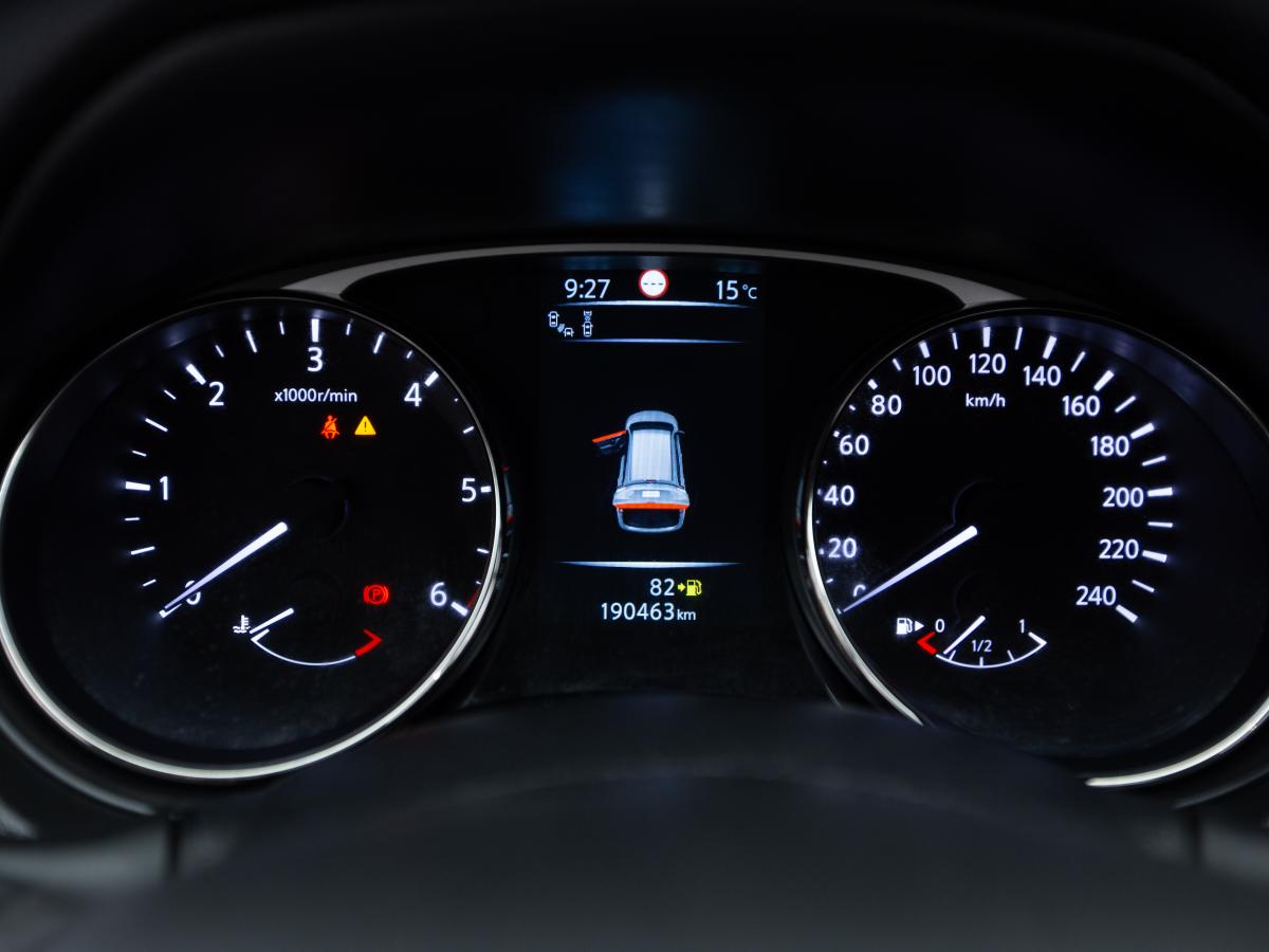 nissan-x-trail-2016-diesel-1598cc