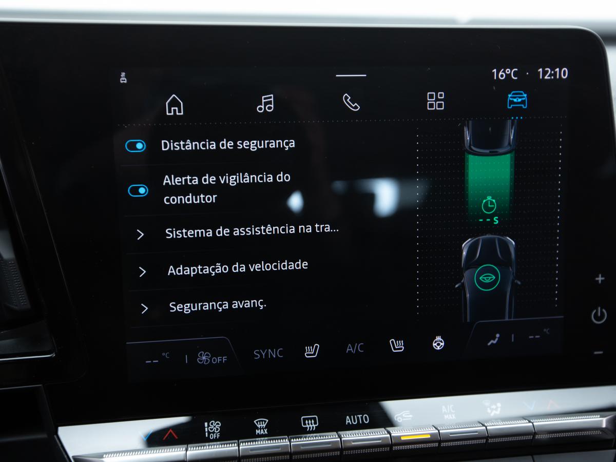 renault-megane-e-tech-2023-eletrico-0cc
