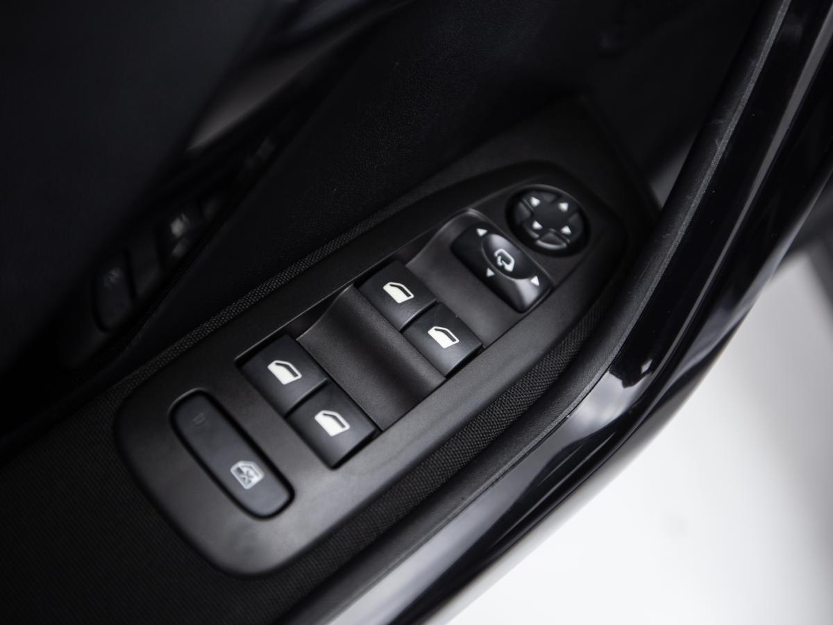 peugeot-2008-2019-diesel-1499cc