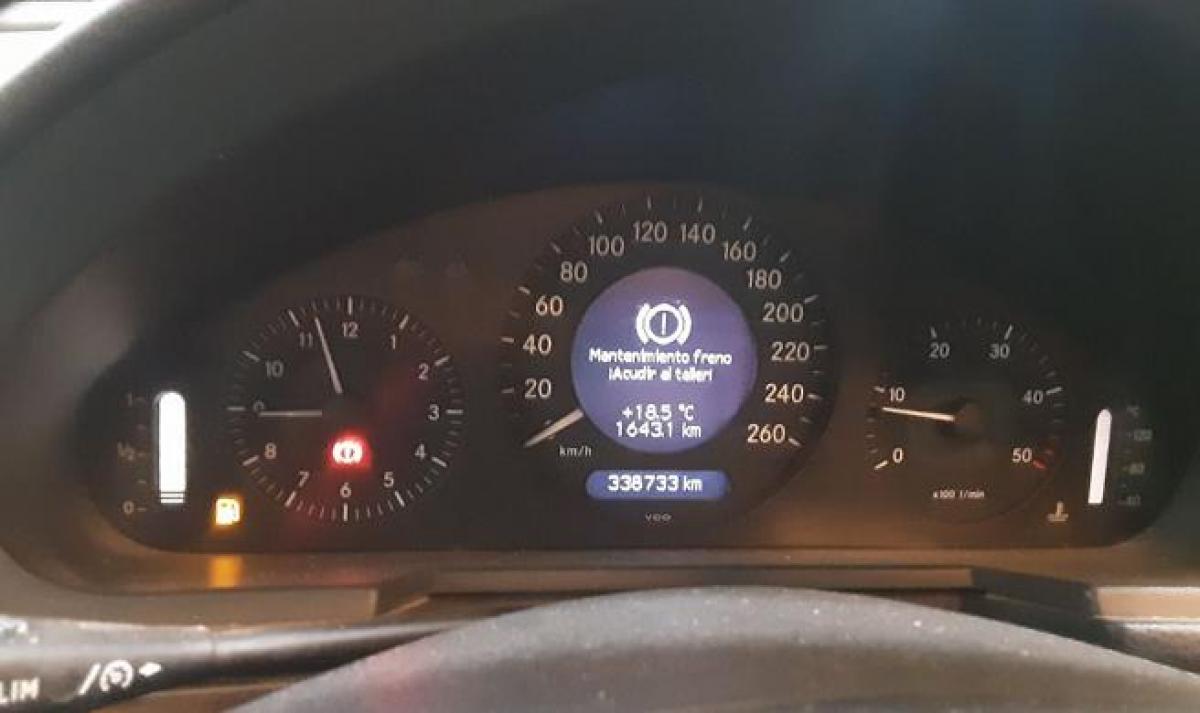 mercedes-benz-classe-e-2004-diesel-2148cc