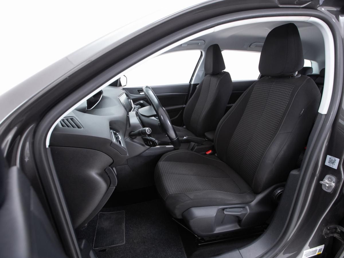 peugeot-308-sw-2018-diesel-1560cc