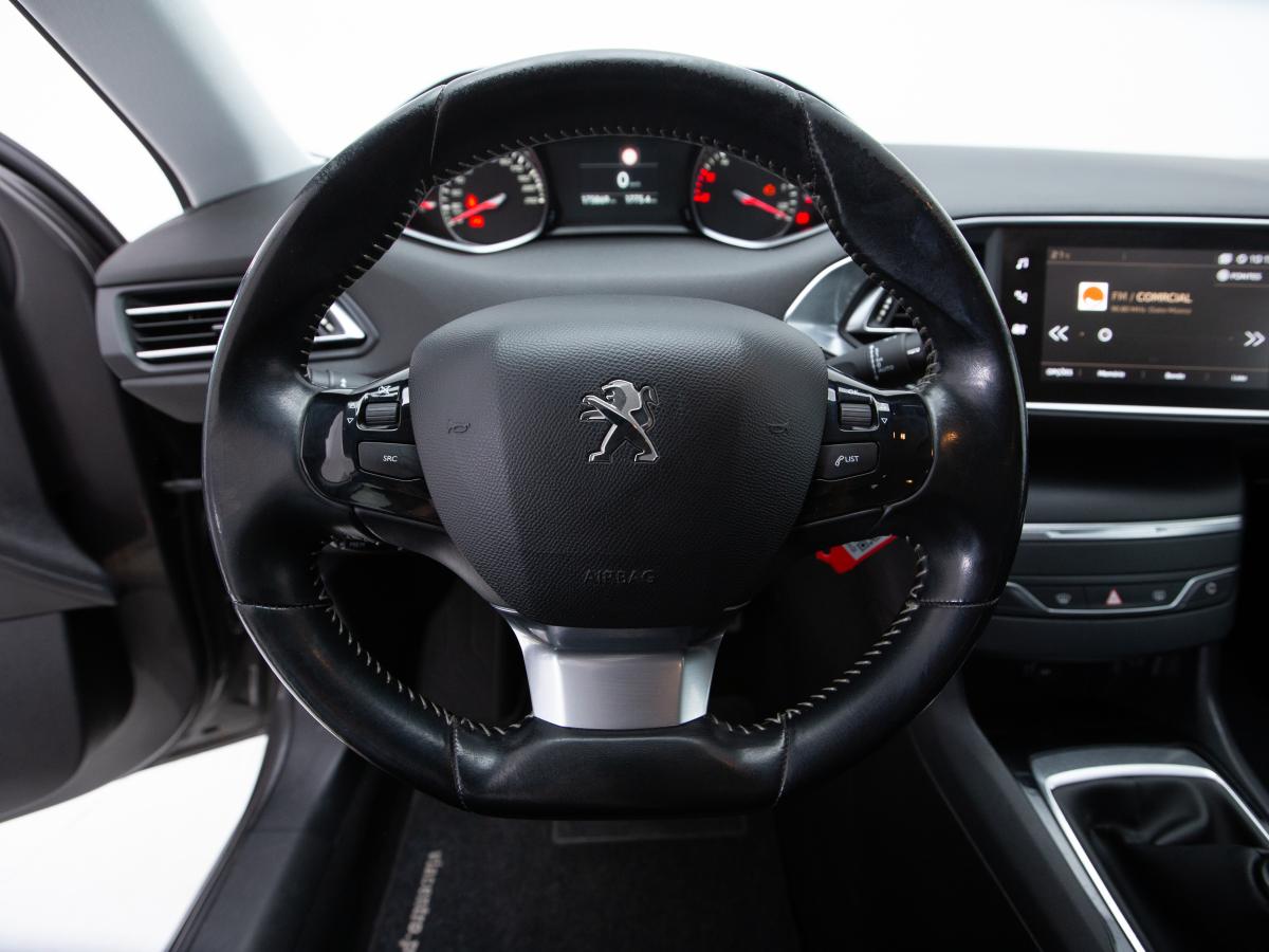 peugeot-308-sw-2018-diesel-1560cc
