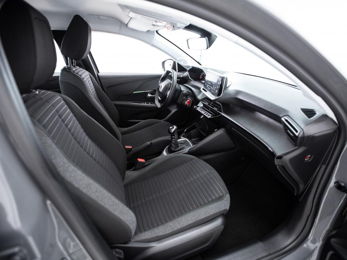 peugeot-208-2024-gasolina-1199cc