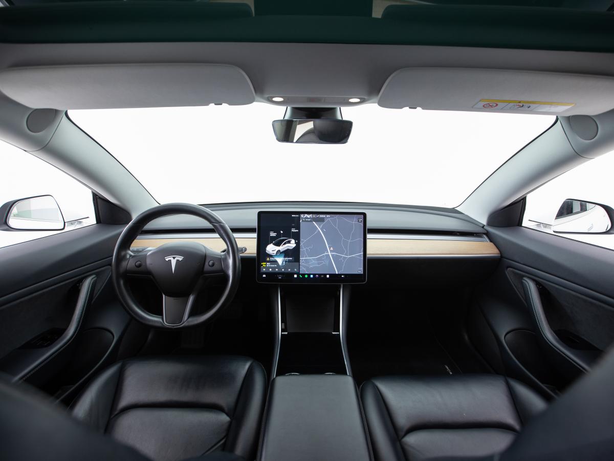 tesla-model-3-2019-eletrico-0cc