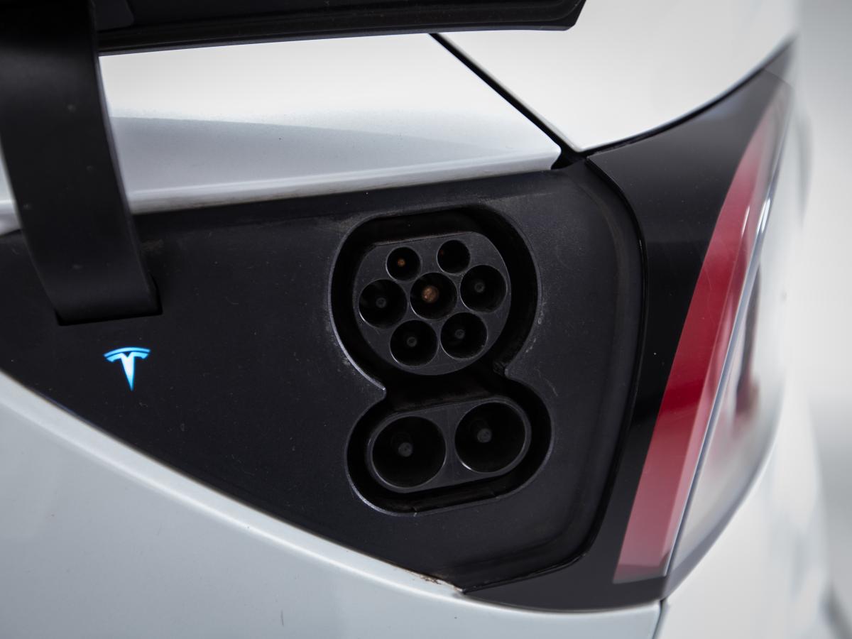 tesla-model-3-2019-eletrico-0cc
