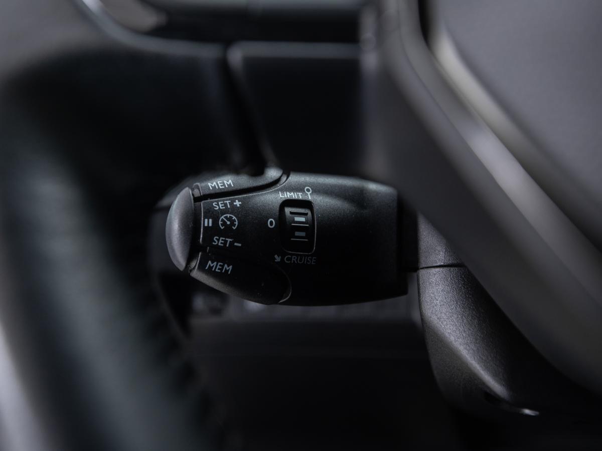 peugeot-e-208-2021-eletrico-0cc