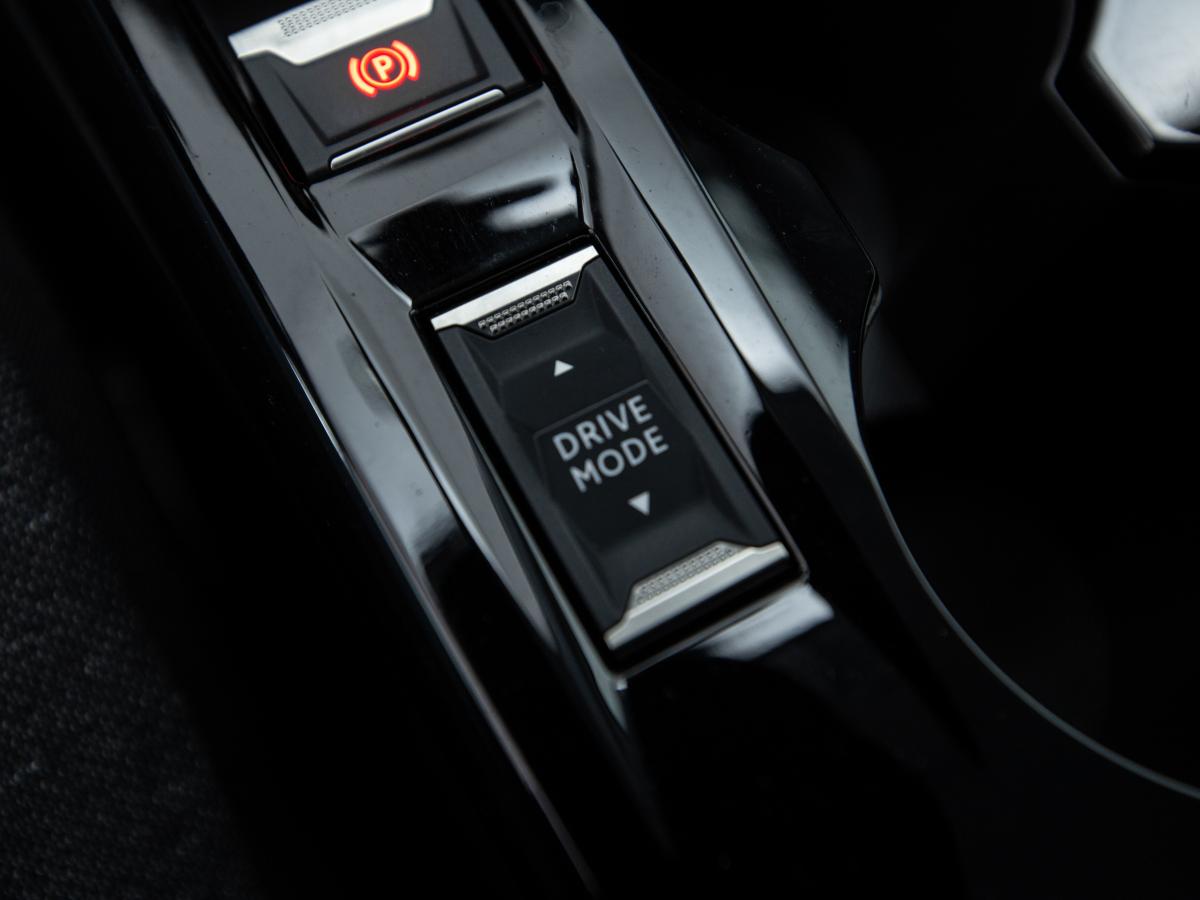 peugeot-e-208-2021-eletrico-0cc