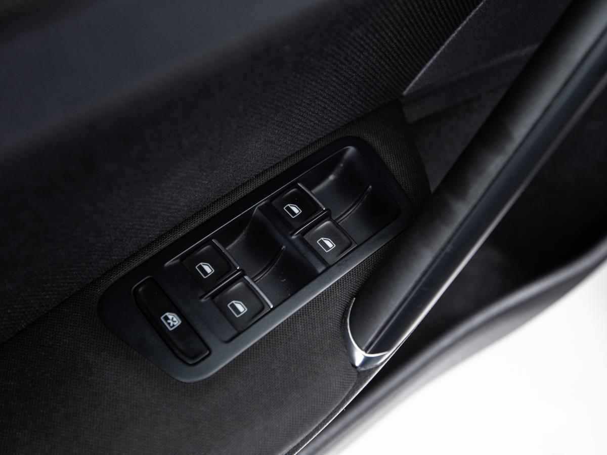 volkswagen-golf-2015-hibrido-a-gasolina-1395cc