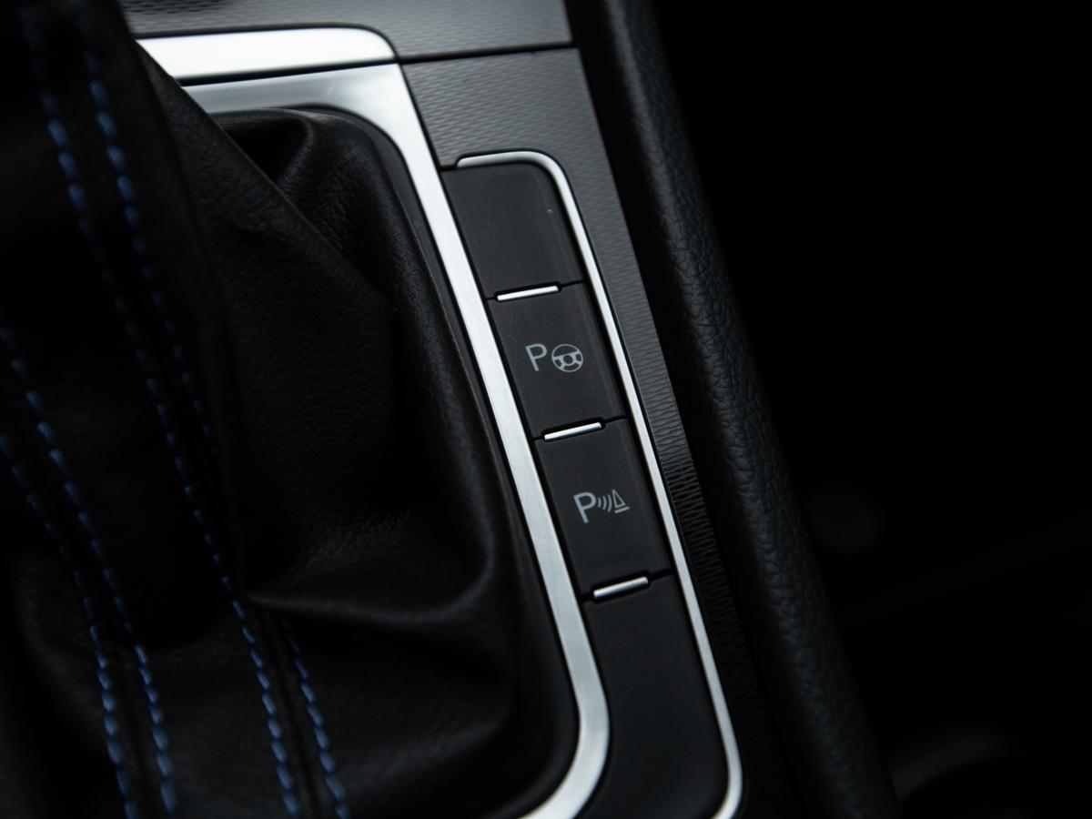 volkswagen-golf-2015-hibrido-a-gasolina-1395cc
