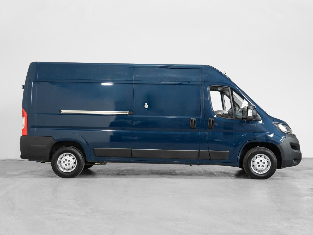 peugeot-boxer-2023-diesel-2179cc