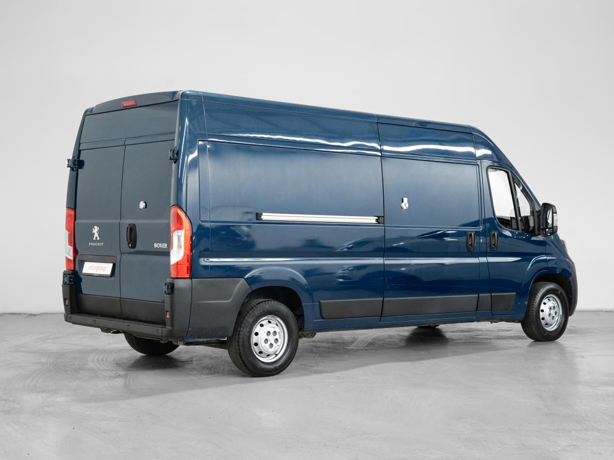 peugeot-boxer-2023-diesel-2179cc