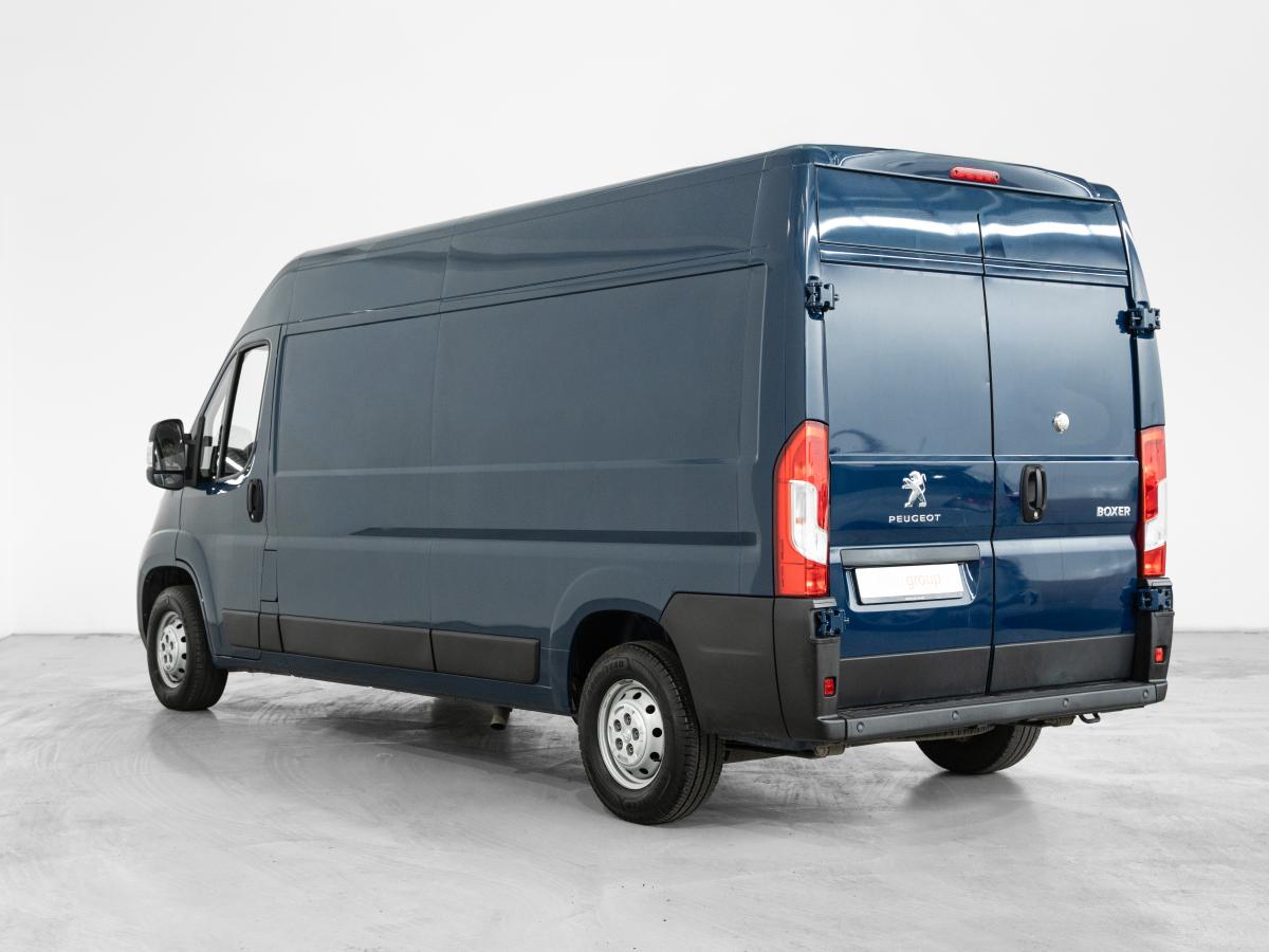 peugeot-boxer-2023-diesel-2179cc