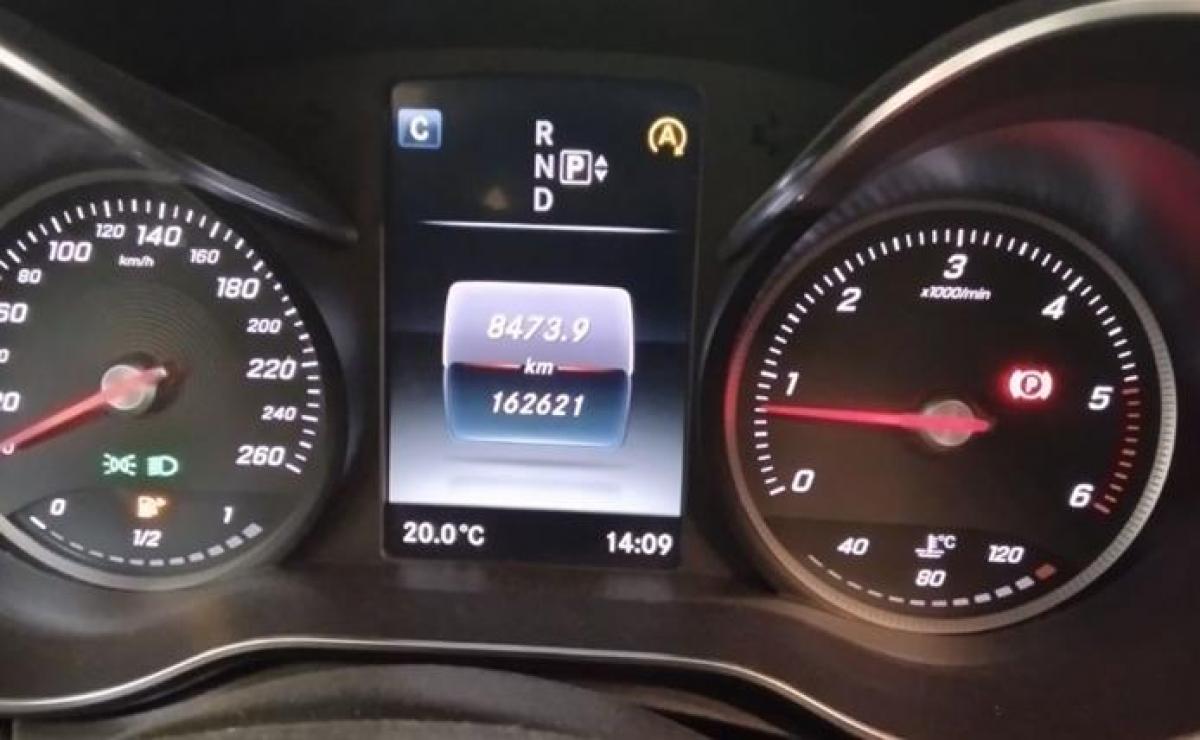 mercedes-benz-classe-c-2015-diesel-2143cc