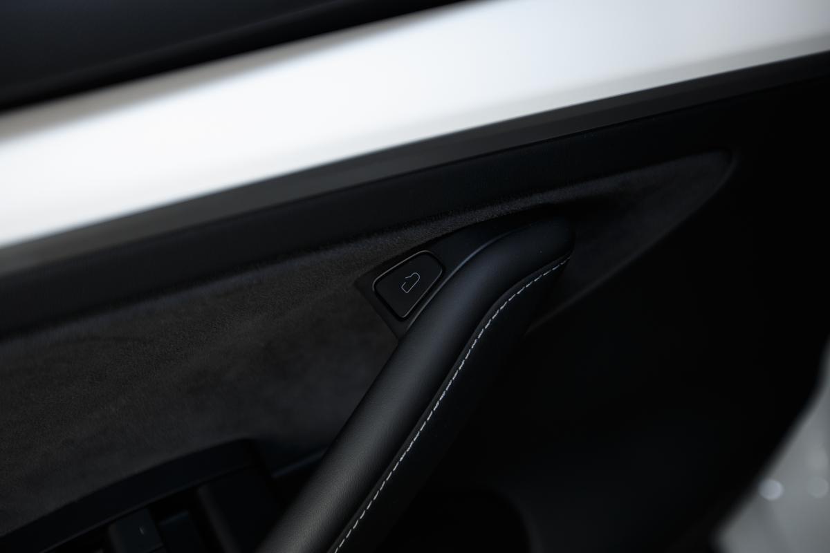 tesla-model-y-2023-eletrico-0cc