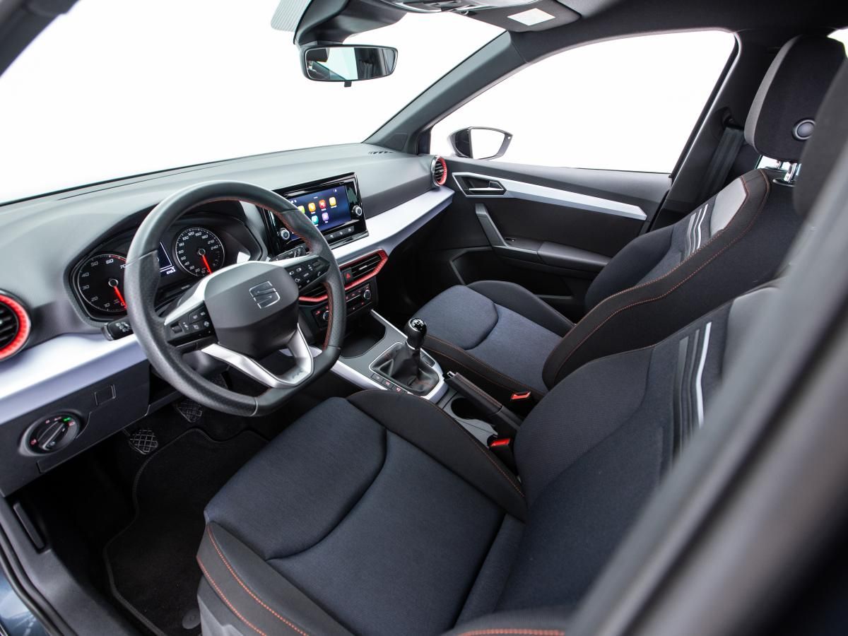 seat-arona-2023-gasolina-999cc