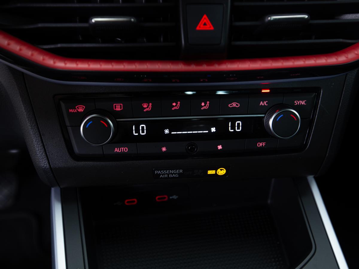 seat-arona-2023-gasolina-999cc