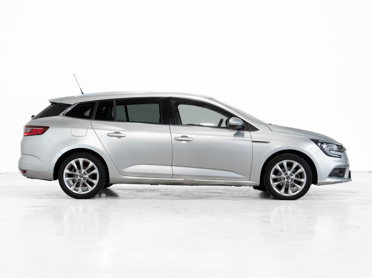 renault-megane-sport-tourer-2018-diesel-1461cc