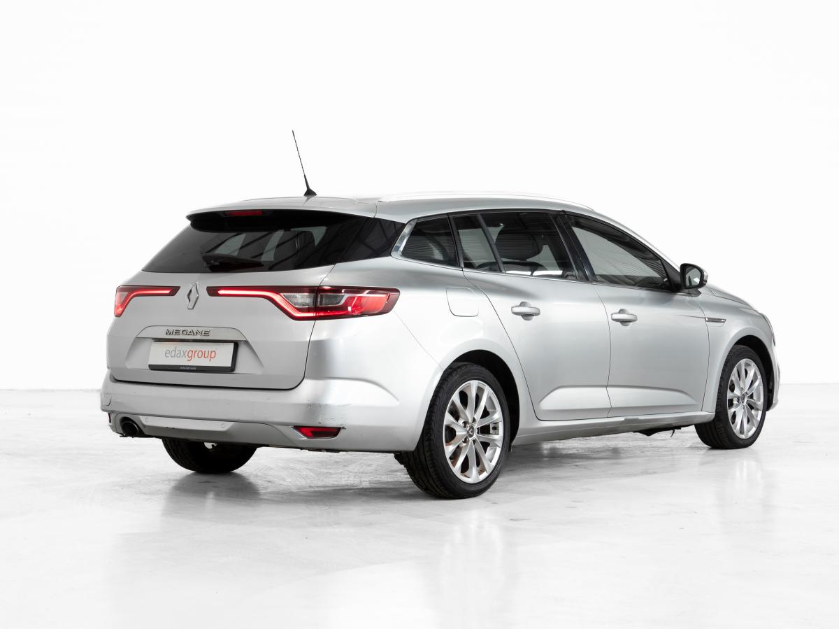 renault-megane-sport-tourer-2018-diesel-1461cc