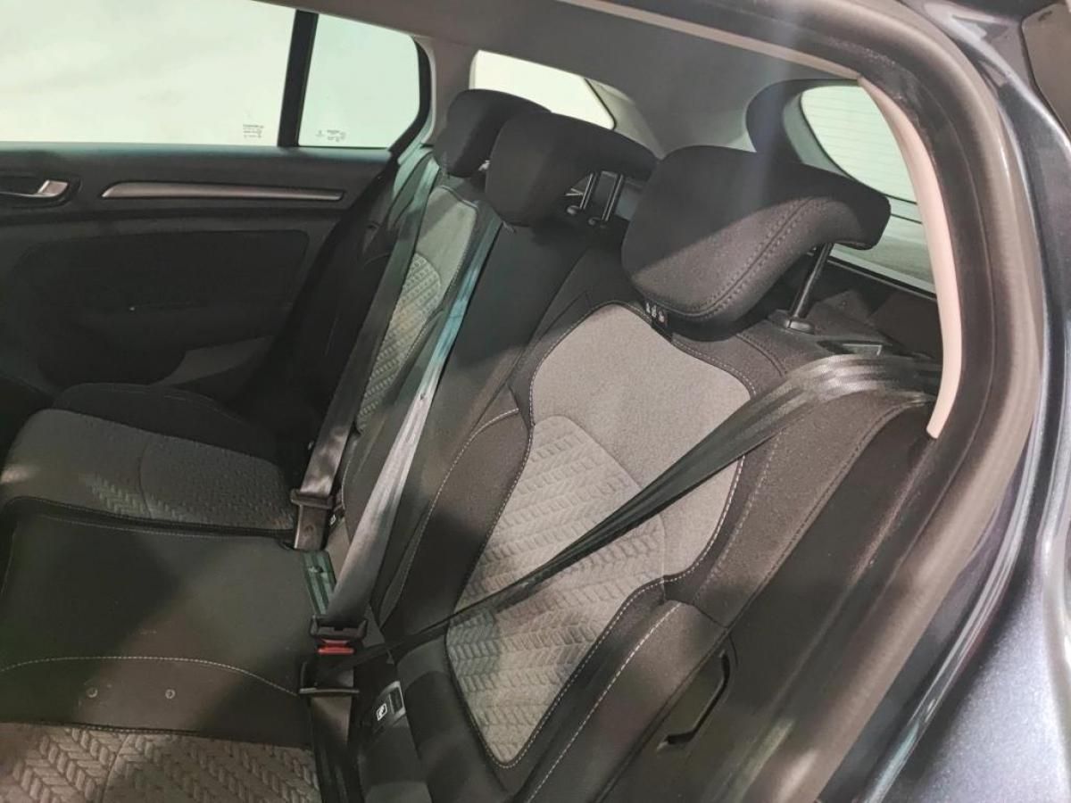 renault-megane-sport-tourer-2022-hibrido-a-gasolina-1598cc