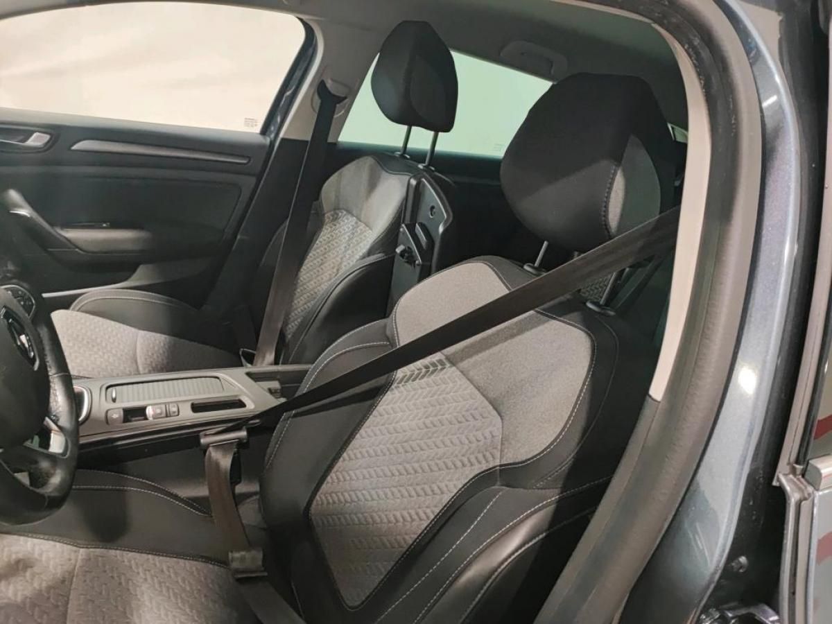renault-megane-sport-tourer-2022-hibrido-a-gasolina-1598cc