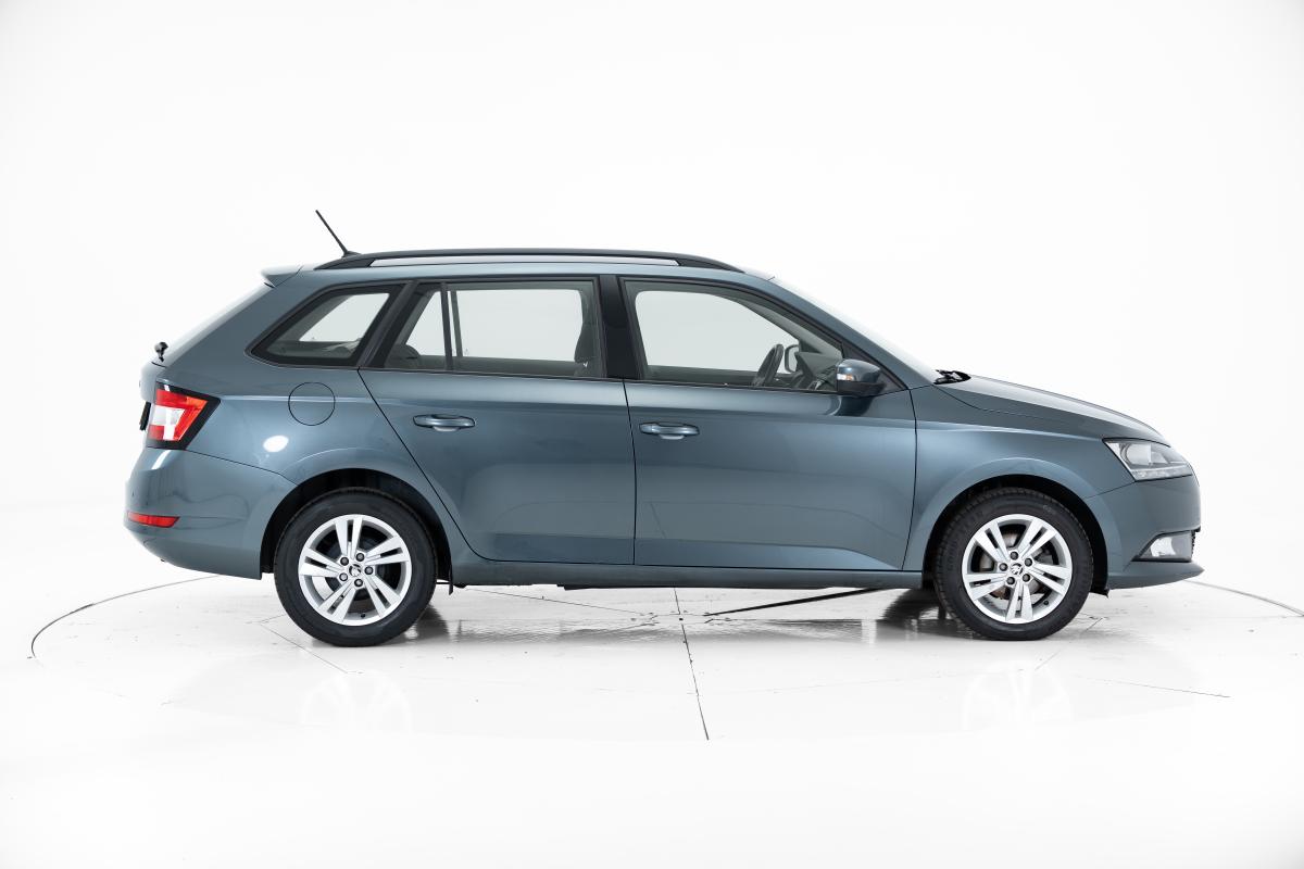 skoda-fabia-break-2021-gasolina-999cc