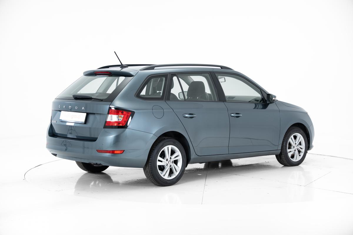 skoda-fabia-break-2021-gasolina-999cc