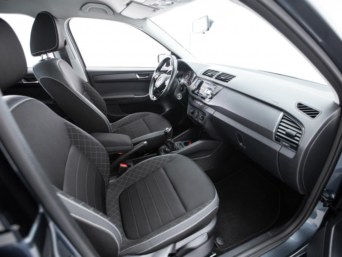 skoda-fabia-break-2021-gasolina-999cc