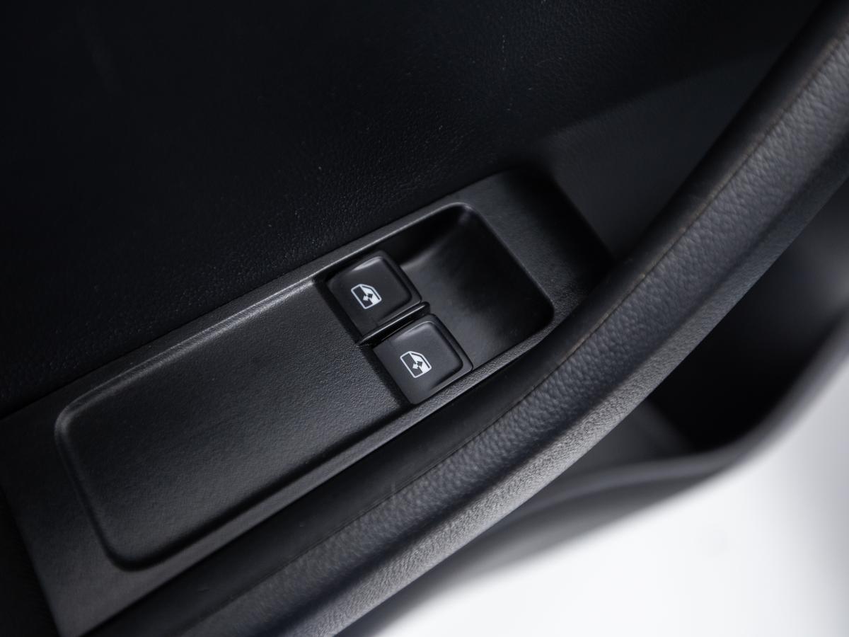 skoda-fabia-break-2021-gasolina-999cc