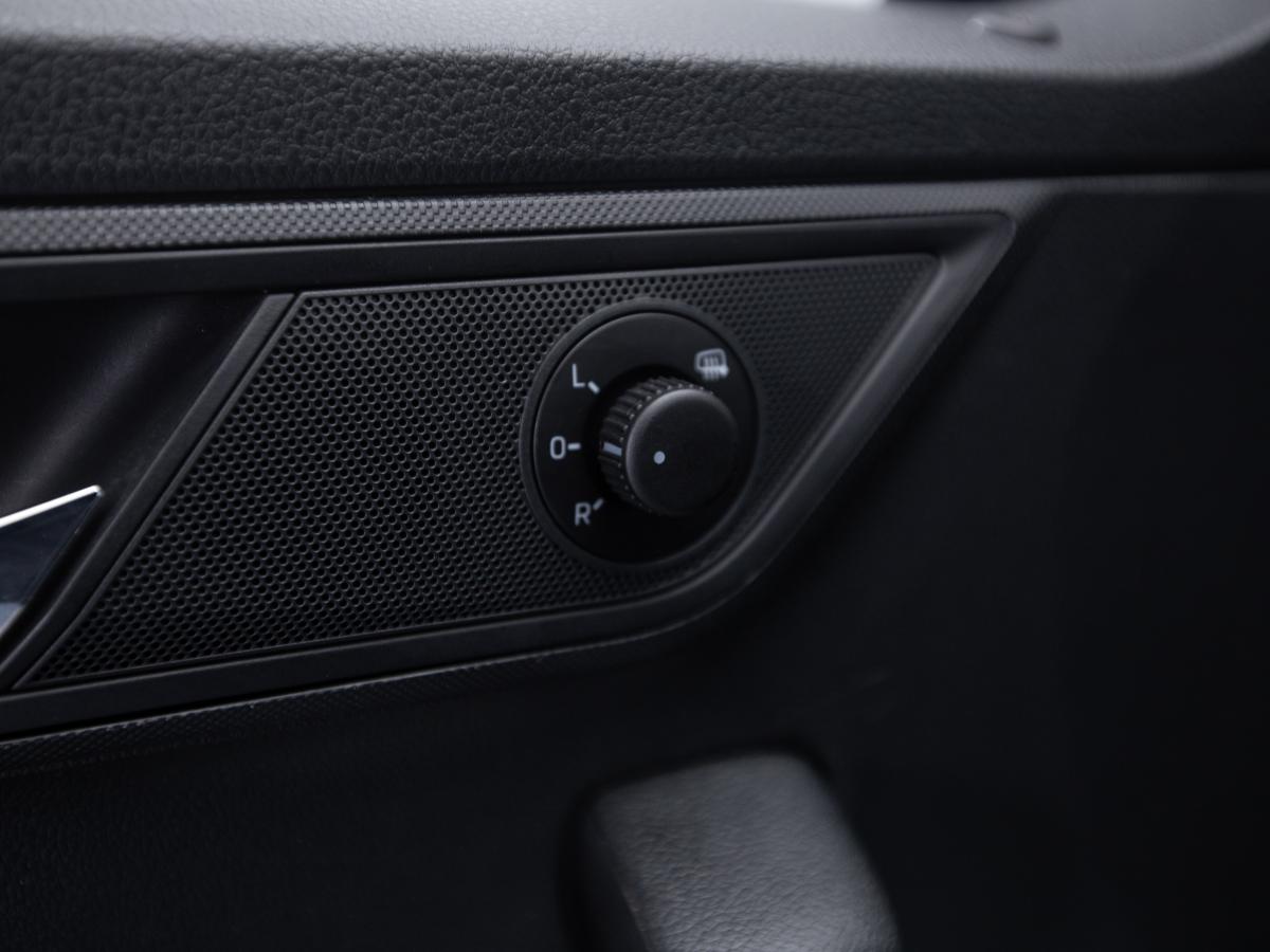 skoda-fabia-break-2021-gasolina-999cc
